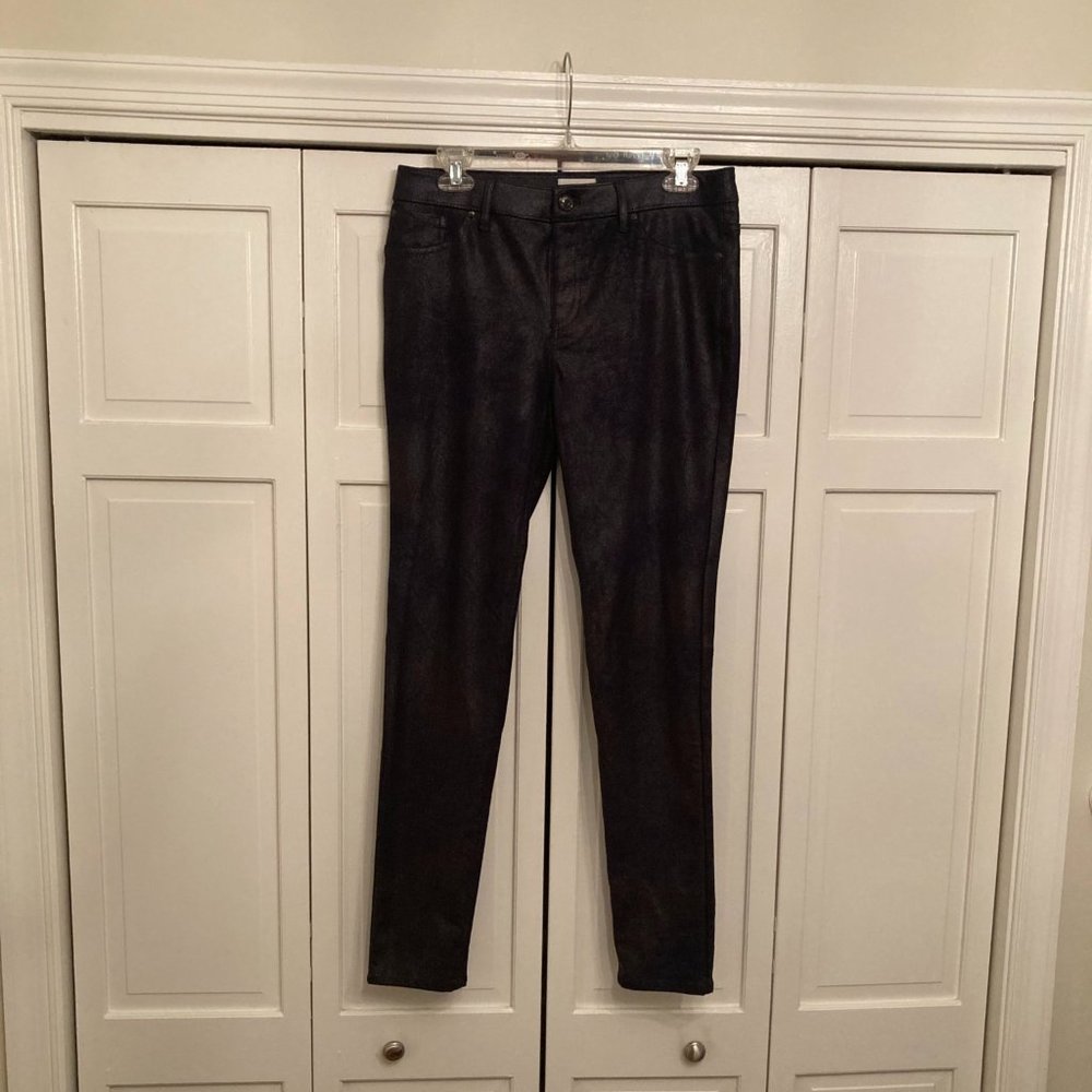Chico faux suede one button pull on pant. Regular 00